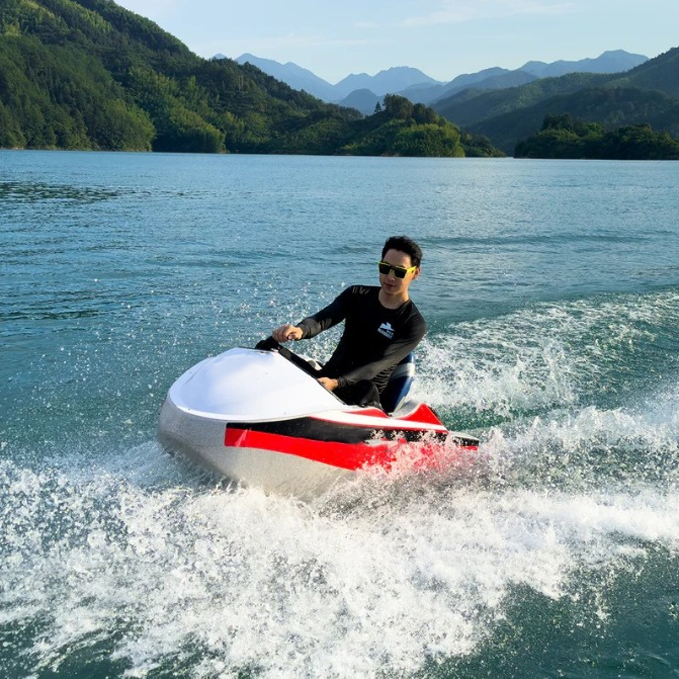 Electric Go-Kart Boat — High-Performance Water Ride